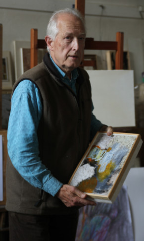Harald de Bary in workshop